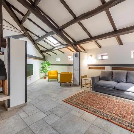 Favoloso Con Terrazzo E Vista Mozzafiato Nápoly