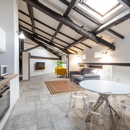 Apartman Favoloso Con Terrazzo E Vista Mozzafiato *
