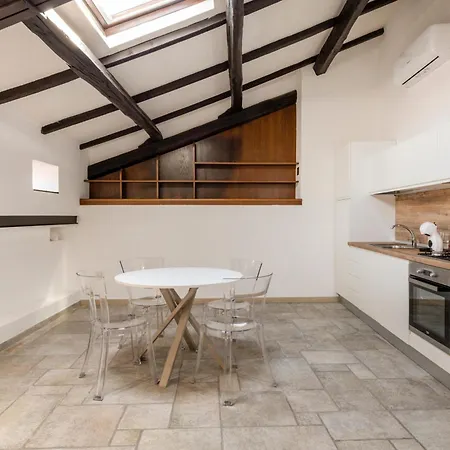 Favoloso Con Terrazzo E Vista Mozzafiato *