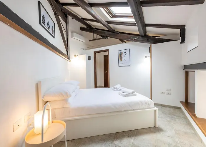 Favoloso Con Terrazzo E Vista Mozzafiato * Неаполь