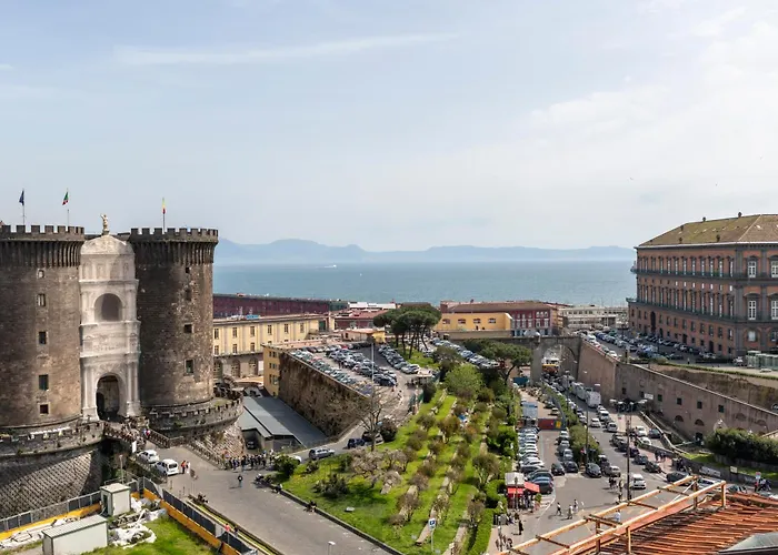 Favoloso Con Terrazzo E Vista Mozzafiato Апартаменты Неаполь