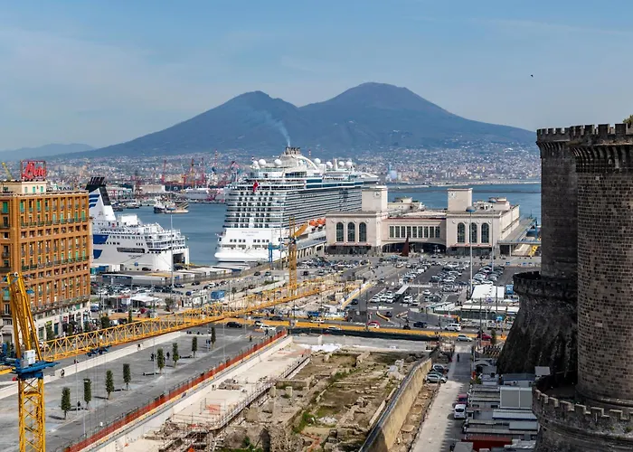 Favoloso Con Terrazzo E Vista Mozzafiato Апартаменты Неаполь