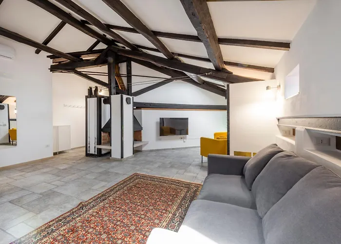 Favoloso Con Terrazzo E Vista Mozzafiato Апартаменты Неаполь